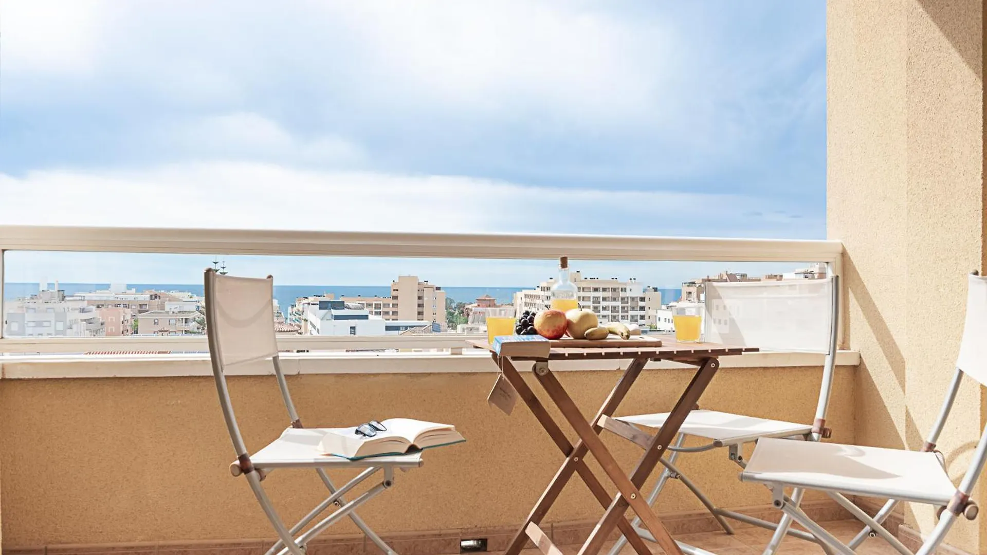 At Tino Casal Apartment Almeria Spain